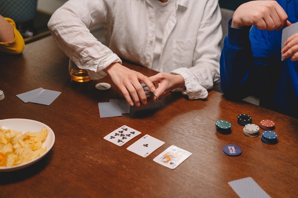 What are Some Pros and Cons of Being a Game Developer