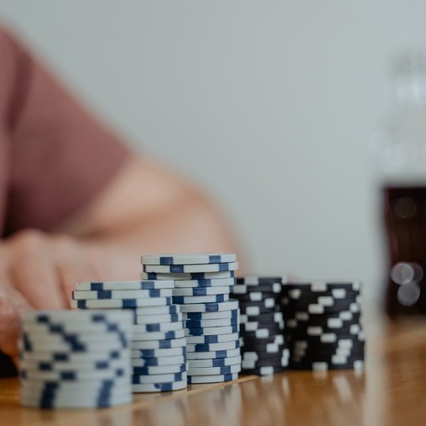 4 CASINO GAMES THAT ARE BEGINNER-FRIENDLY